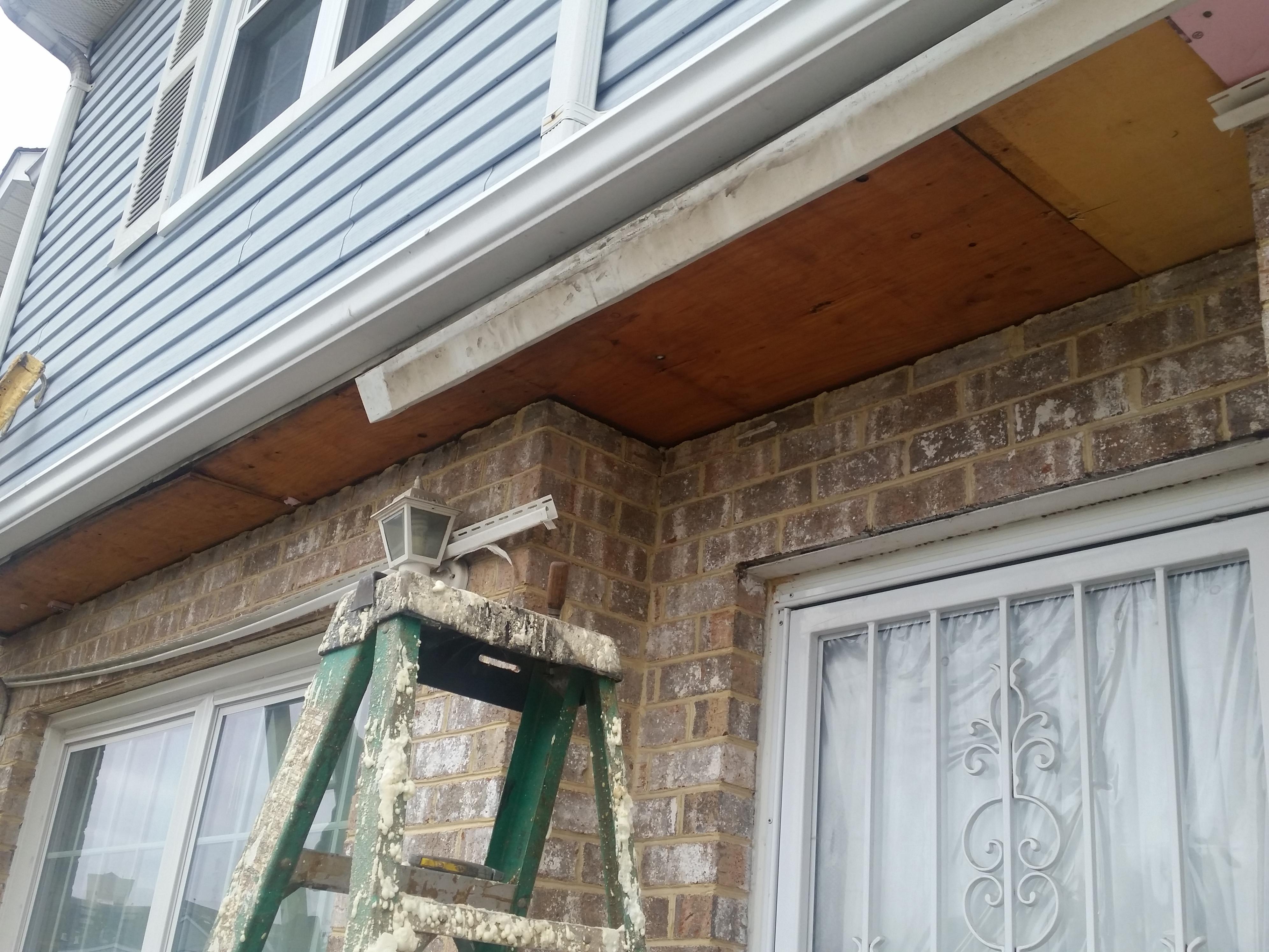 Overhang & Cantilevered floors - Spray Foam Insulation, Staten Island, NY 10303